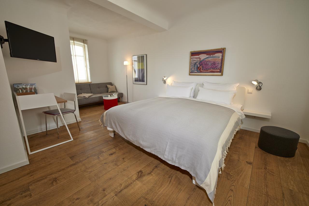 Rothfuss Hotel Weisenheim am Berg Exteriör bild